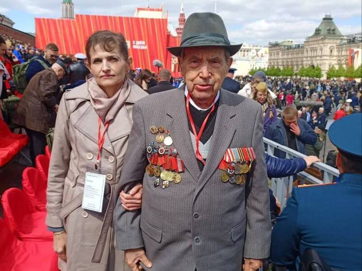 Ветеран из Рязани Иванов принял участие в параде на Красной площади в Москве