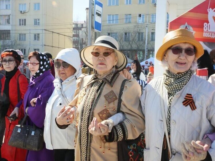 В Якутске прошёл традиционный «Осуохай Победы» в честь 80-летия Великой Отечественной войны