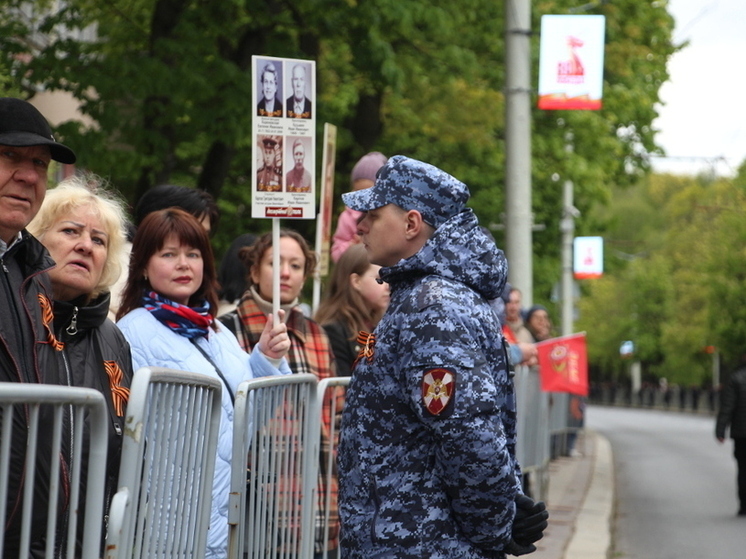 Калининградские росгвардейцы вышли на праздничные мероприятия в честь Дня Победы