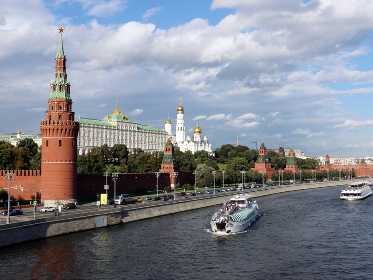 Ушаков: Россия и США обсуждают тему поставок газа в Европу