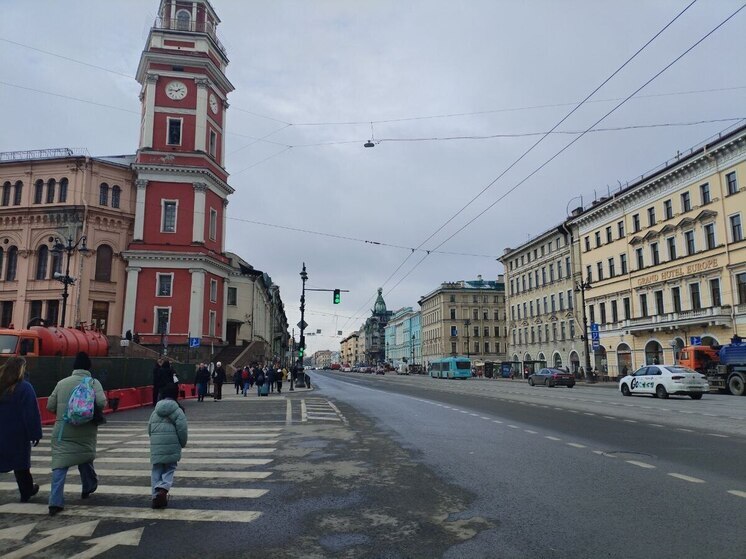 В Петербурге ограничили вход в метро «Гостиный двор»