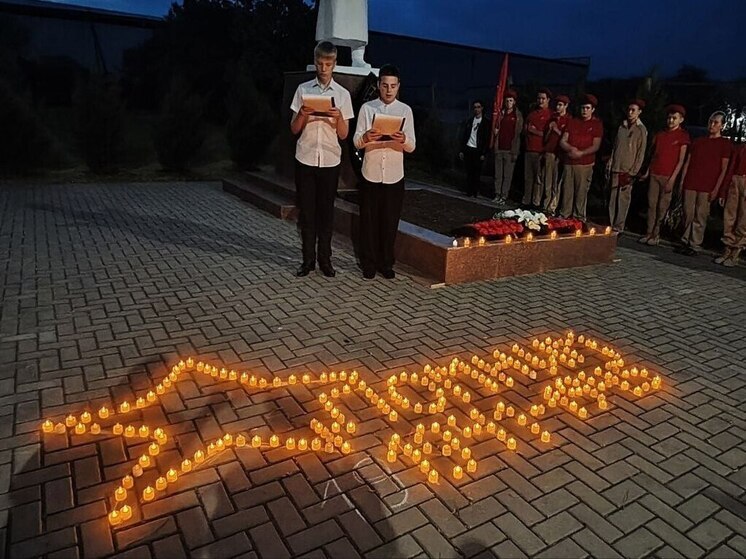 Акцией «Свеча памяти» завершилось 9 Мая в Динском районе