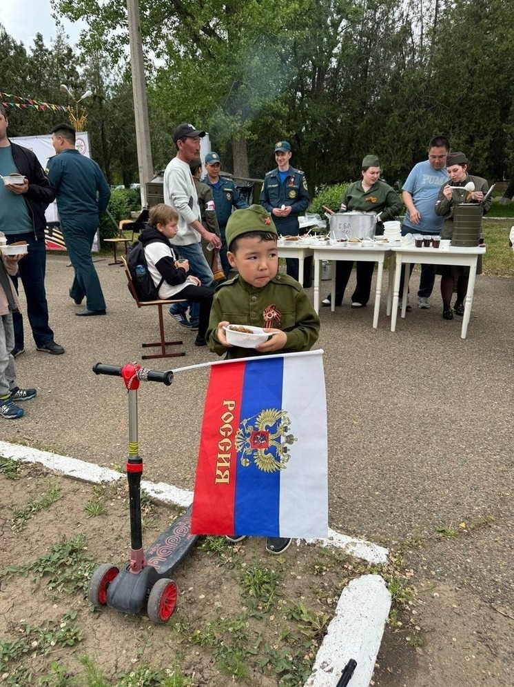 В Калмыкии прошла акция «Солдатская каша»