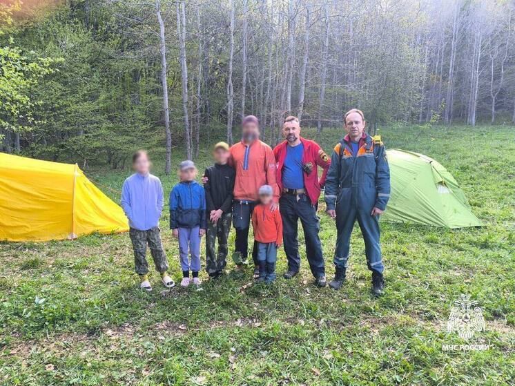 Пять человек отравились во время похода в горах Крыма