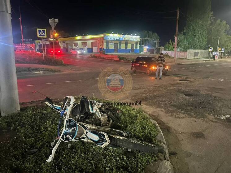 В Саратове подростки госпитализированы после ДТП с участием мотоцикла