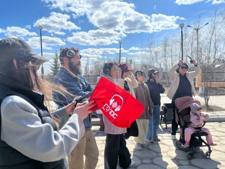 10 мая в столице Якутии прошла первая в этом году иммерсивная прогулка под названием «Сокровища Туймаады»