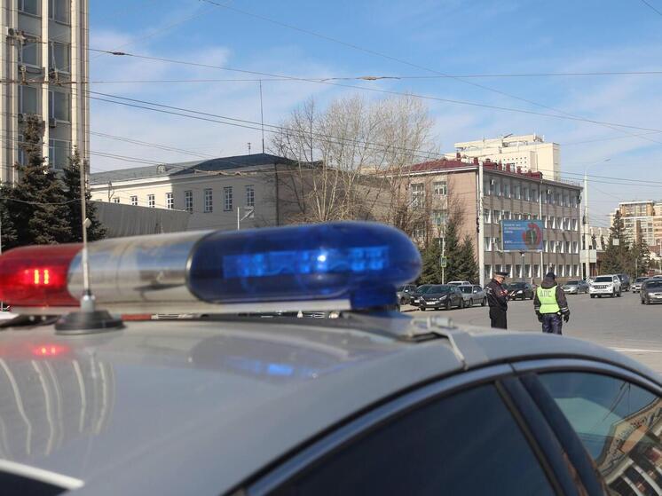Ночью в Омской области две «Лады» столкнулись лоб в лоб