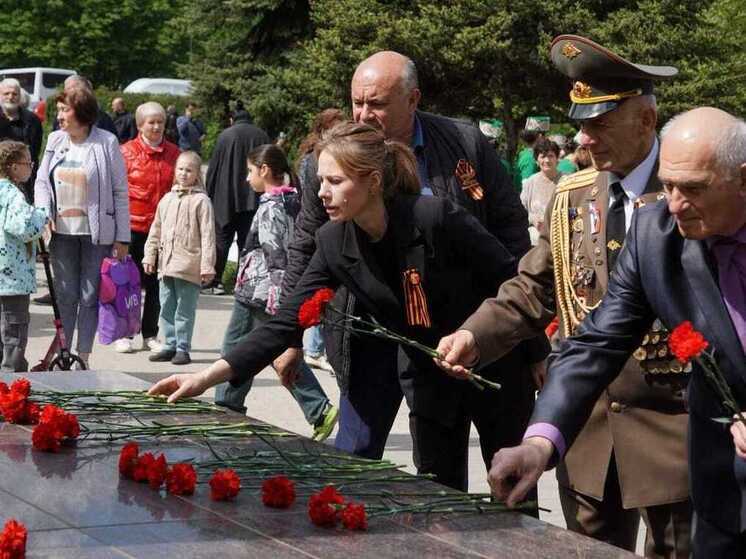 В Рязани возложили цветы к памятнику братству русского и армянского народа