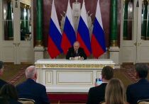 Владимир Путин выдвинул встречную инициативу в ответ на предложение Киева и «коалиции желающих» объявить 30-дневное перемирие 12 мая