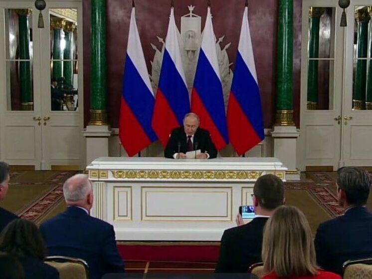 Песков прокомментировал слухи о попытках «взорвать» прайм-тайм в США заявлениями Путина
