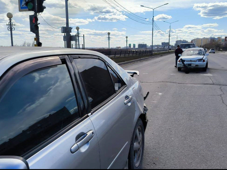 В Якутске за последние сутки произошло 10 ДТП