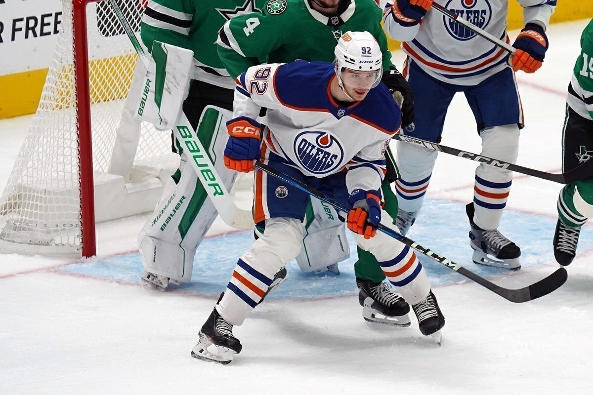 «Вегас» Барбашева на выезде победил «Эдмонтон» Подколзина в третьем матче серии