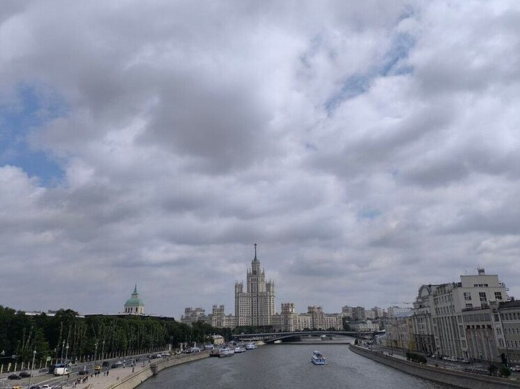 Синоптик Тишковец: облачная погода и осадки ожидаются в воскресенье в Москве