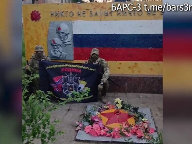 Добровольцы батальона БАРС-3 отреставрировали памятник ВОВ на передовой Запорожского фронта