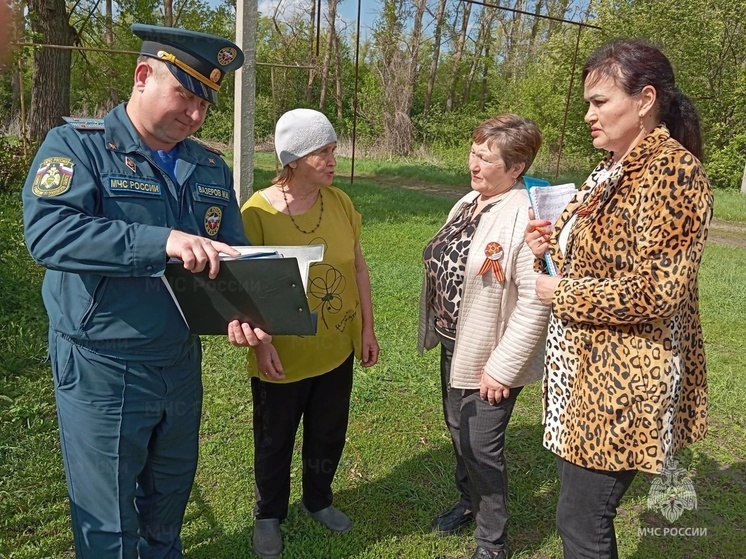 В Лопатинском районе проведен профилактический рейд по вопросам пожарной безопасности