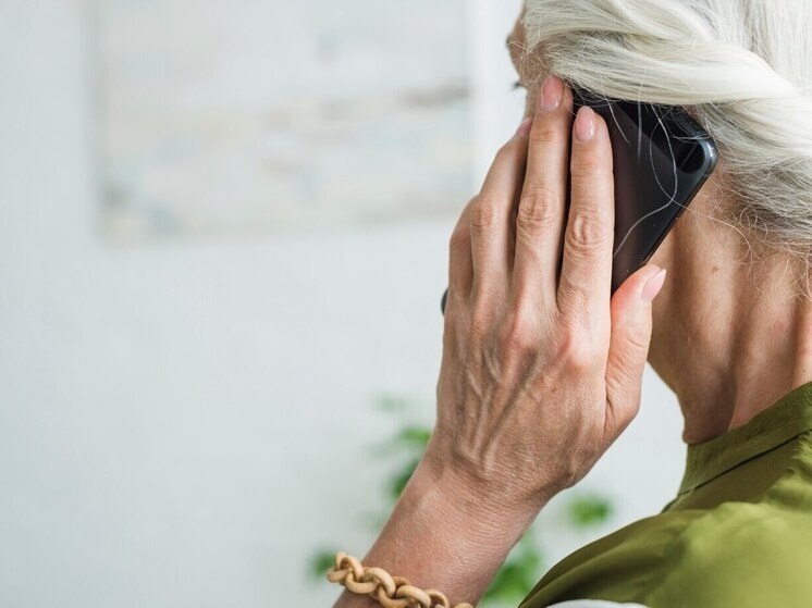 Задержка автобуса помогла томичке избежать потери сбережений