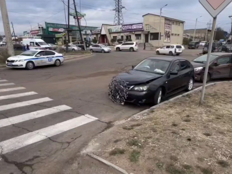 Двое детей пострадали в ДТП на проспекте Автомобилистов в Улан-Удэ