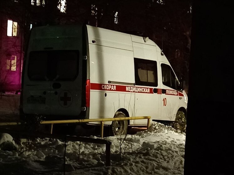 На Алтае молодые люди вшестером набились в легковушку и попали под Камаз