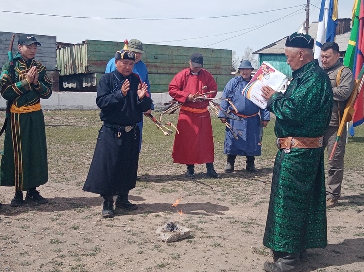 В селе Эрзин (Тува) прошел турнир по стрельбе из традиционного лука