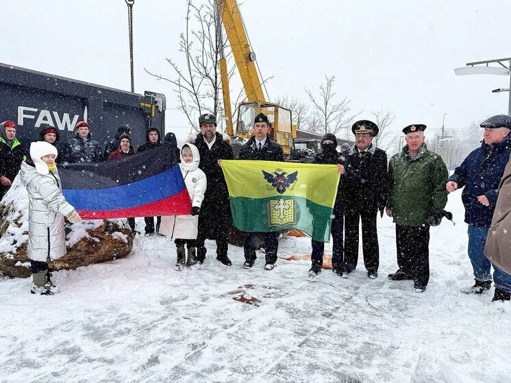 Флаг Мелитополя появился в Мемориальном ансамбле Памяти и Славы в Подольске