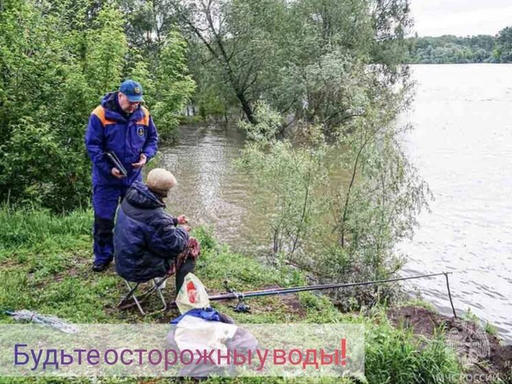 Алтайские спасатели предупредили об опасности майской воды