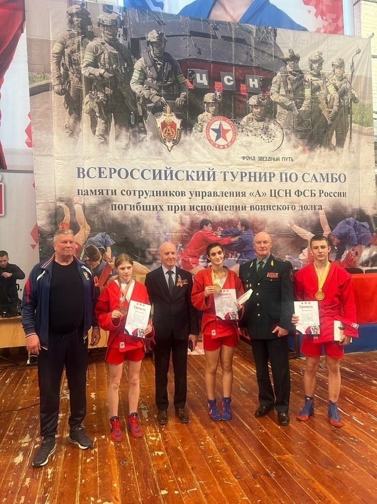 Lutadores de sambo de Tambov ganham três medalhas em competições totalmente russas