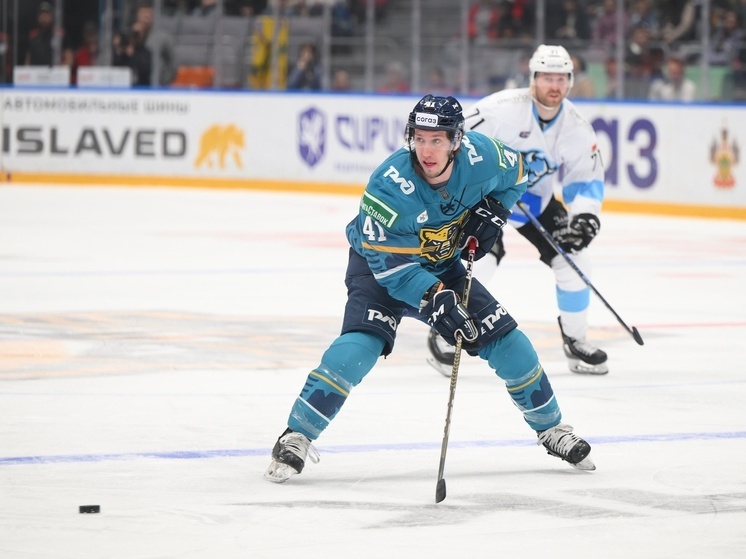 Atacante Will Bitten renova contrato com o HC Sochi