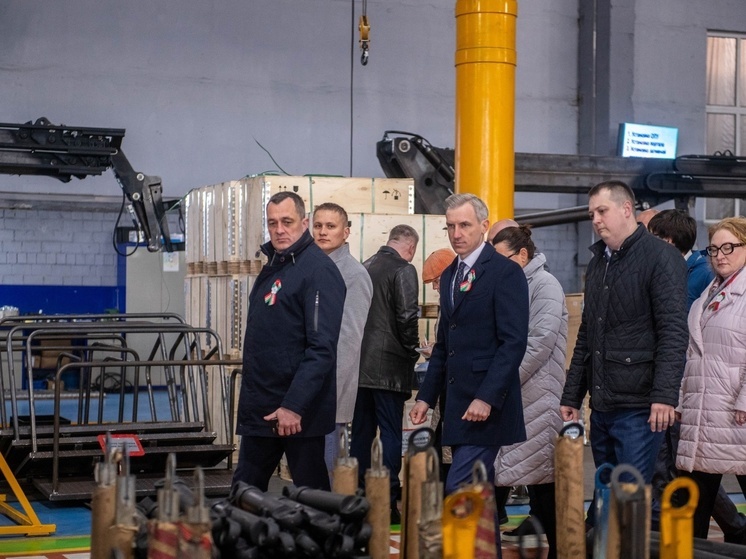 Губернатор Смоленской области посетил «Витстройтехмаш»