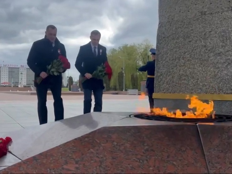 Василий Анохин в ходе визита в Белоруссию почтил память героев