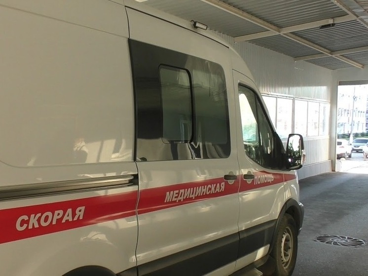 В Волгограде в результате столкновения легковушек пострадала женщина