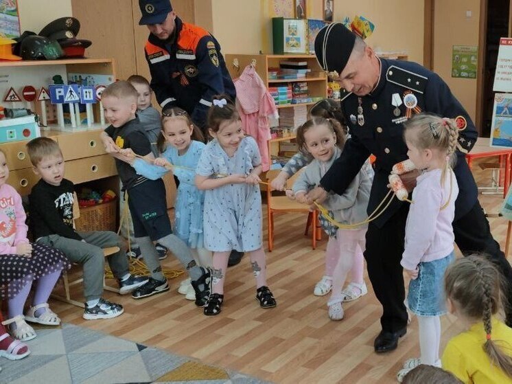 В Чебоксарах прошёл урок безопасности для воспитанников детского сада № 50