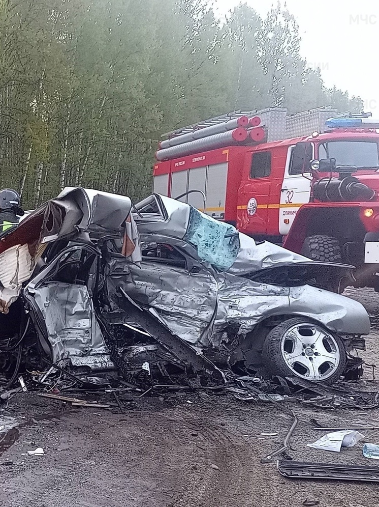 В тройном ДТП под Думиничами погиб водитель и пострадал несовершеннолетний