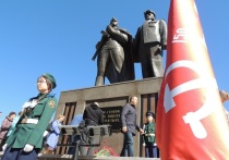 В Свердловской области установлено около 1,5 тысячи памятников и мемориалов, посвященных Великой Отечественной войне
