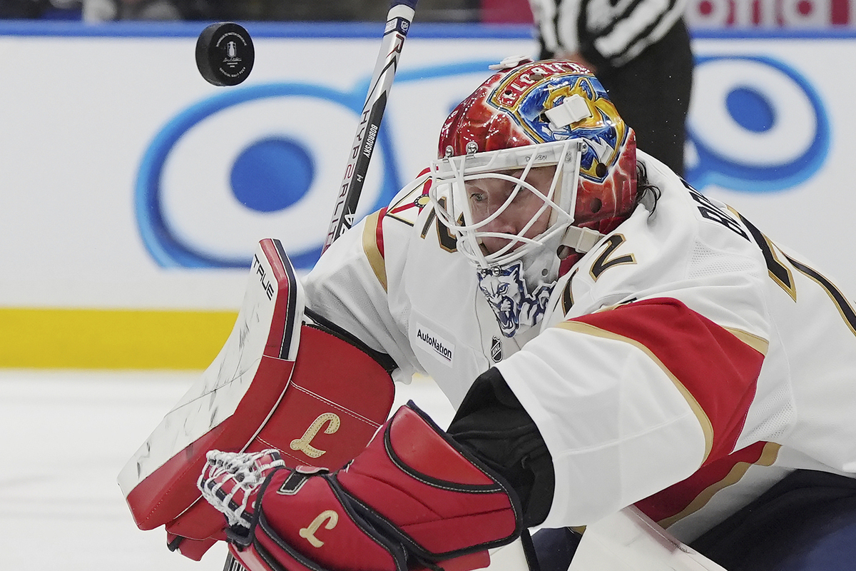 Российский голкипер «Флориды» остановил мощную атаку «Торонто» в 4-м матче