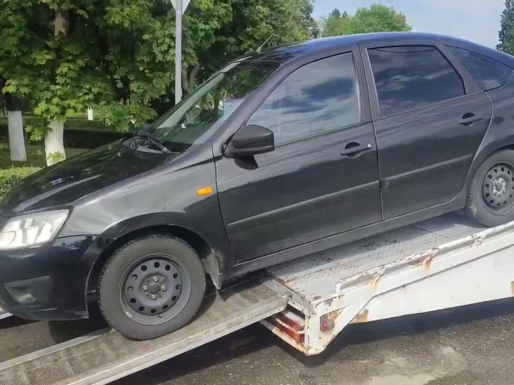 В Лабинском районе от управления автомобилем отстранили 17-летнего водителя без прав
