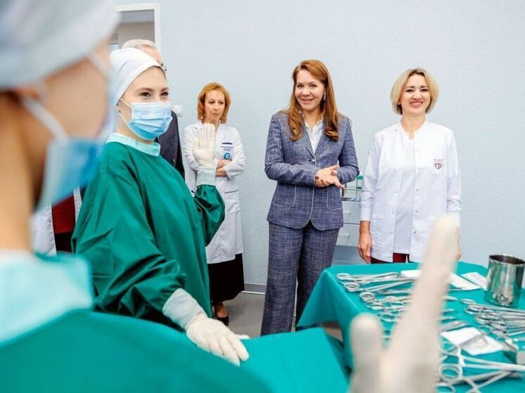 Анастасия Ракова рассказала о новом практико-ориентированном стандарте обучения младшего медперсонала в Москве