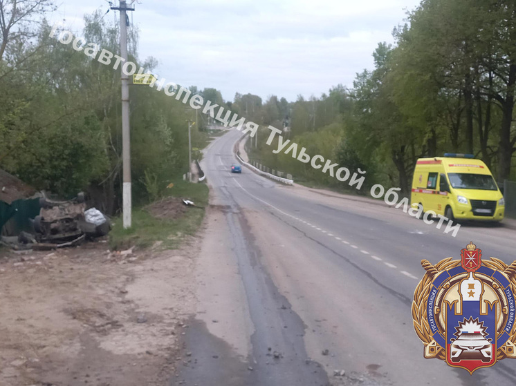 Пьяный туляк без прав на "Форд Фокусе" перевернулся в Ясногорске