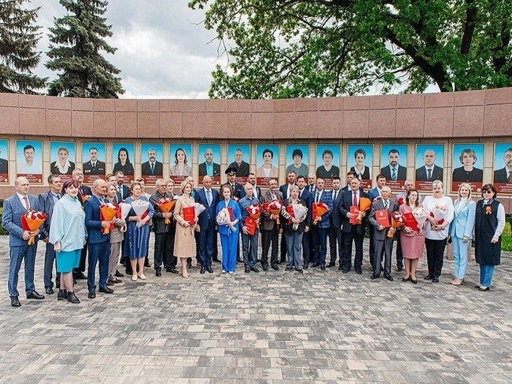 Сегодня обновили Доску почёта «Трудовая слава Липецкой области»