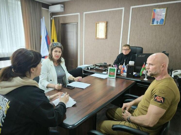 Молодежь Ярославской области продолжает шефство над коллегами из Акимовки