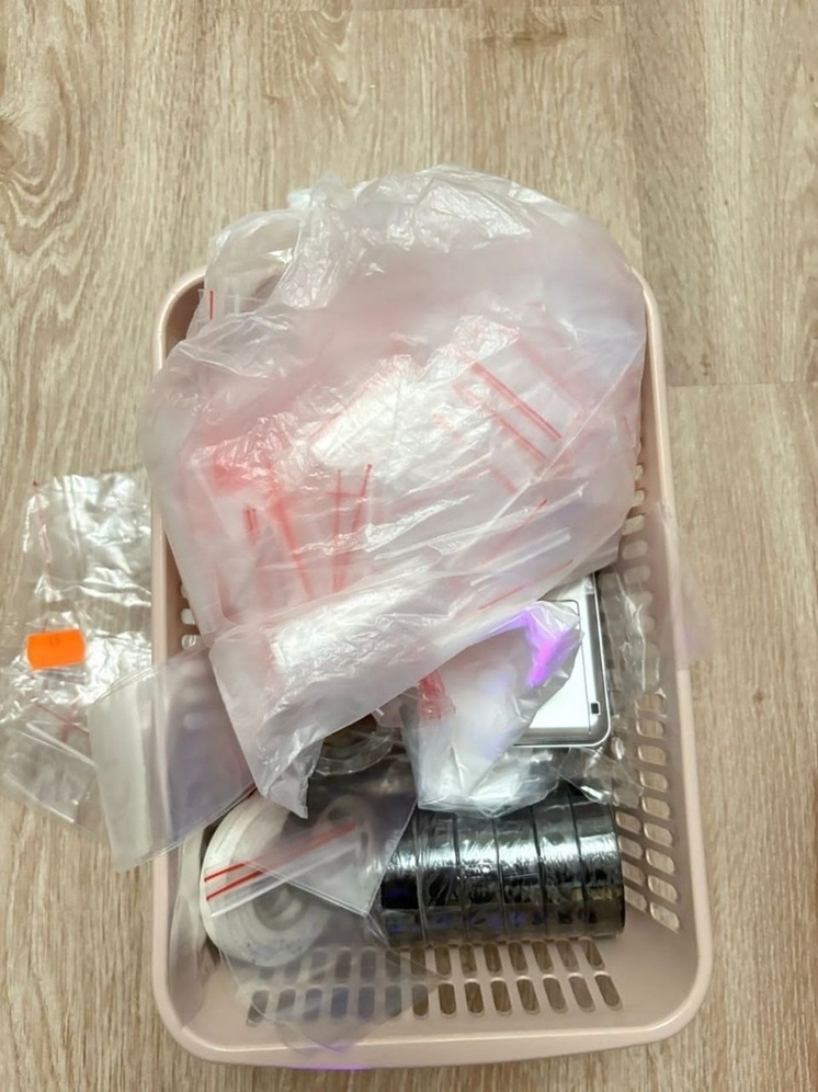 С крупной партией мефедрона в Костромской области задержана девушка из Карелии