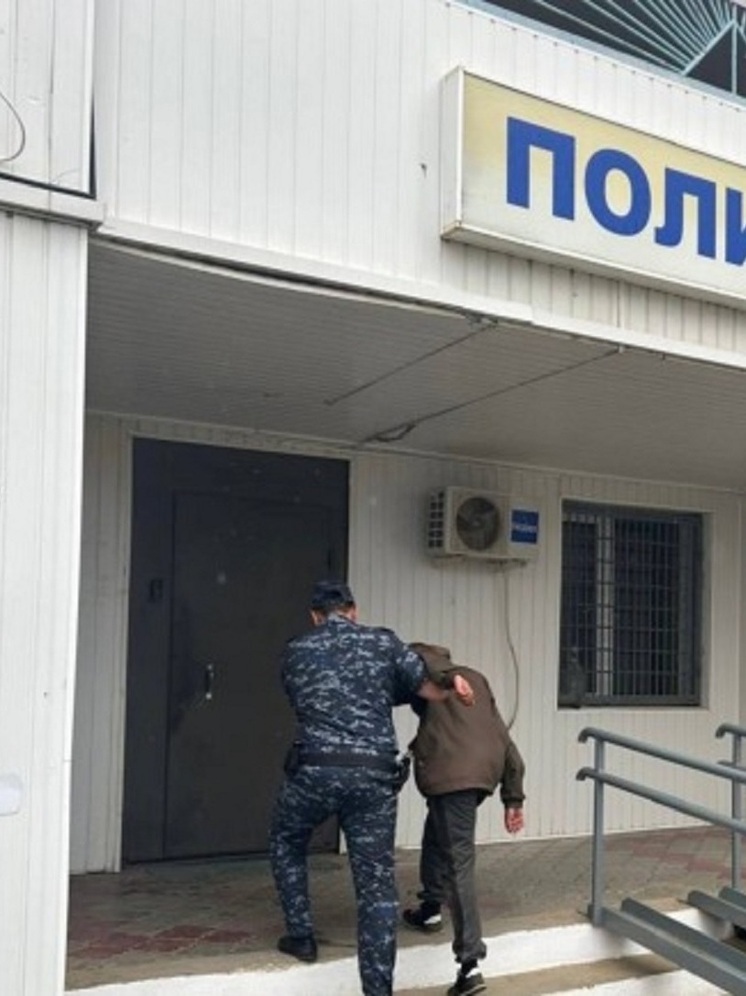 В Калмыкии задержали находящегося в розыске мужчину