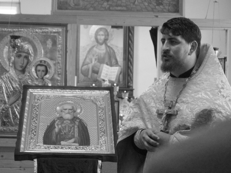 "Батюшка, ну как же так-то?!": псковичи скорбят по погибшему на СВО священнику