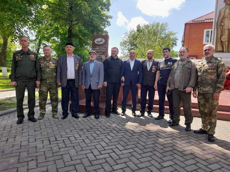 Единственный в Республике памятник воинам-интернационалистам был воссоздан на Урале и доставлен в Чечню при поддержке Фонда «Ветераны СВО и КТО»