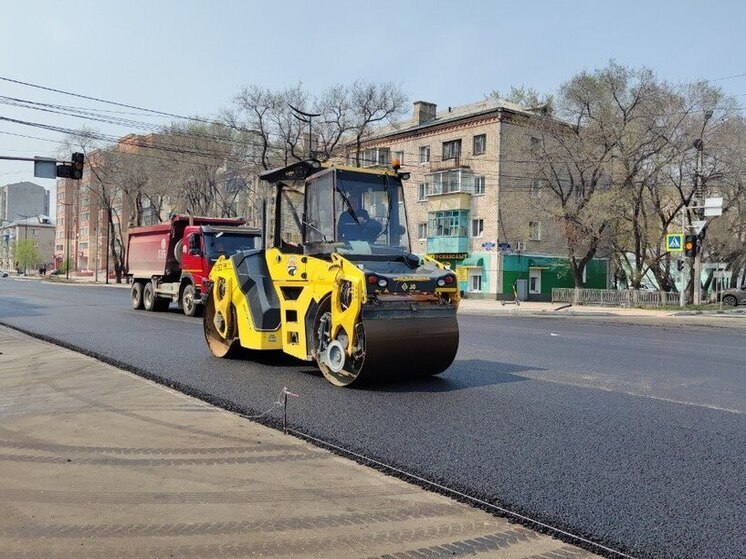 Дорожный ремонт заканчивается на улице Ленина в Благовещенске