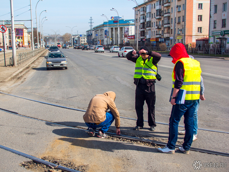 Кузбассовцы пожаловались губернатору на разбитые дороги в Прокопьевске