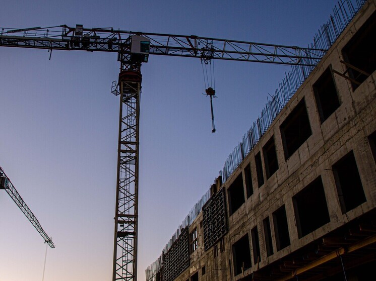 8-летняя девочка выжила после падения с высоты 8-го этажа на северо-востоке Москвы