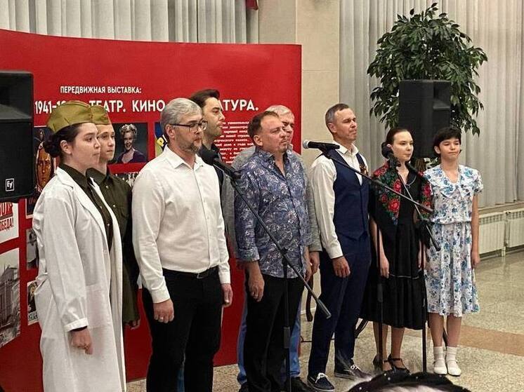 Искусство как фронт: подвиг творчества