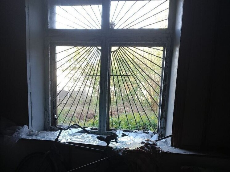 Украинский дрон повредил здание водоканала в Каховском округе