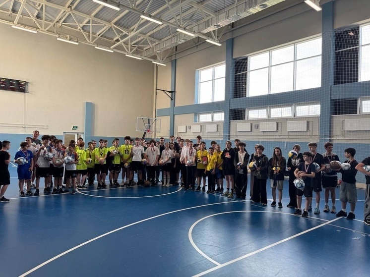 Депутаты Олег Бойченко и Андрей Арендаренко организовали соревнования «Молодежь за спорт»