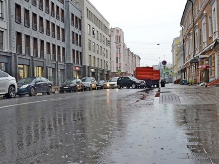 Нижний Новгород накрыла полоса затяжного дождя